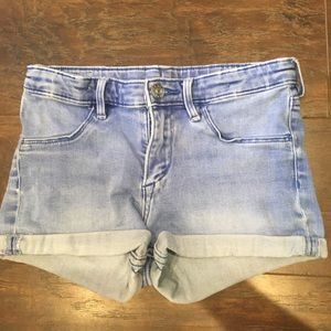 Skinny denim shorts